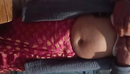 Hot sexy Kitu Bhabhi showed her breasts to her lover and made him drink her pussy juice.