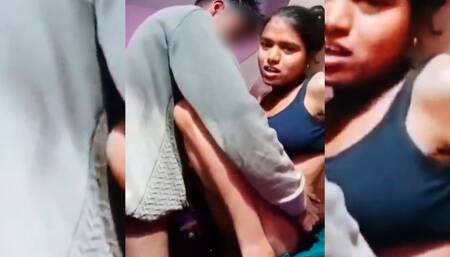 Desi college girl has sex with her lover in her oyo room