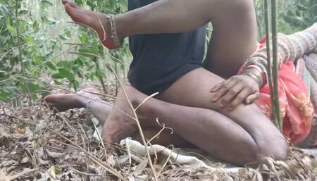 When the laborer was leaving the mistress of the farm, the owner saw it. Rustic woman sexy videos.