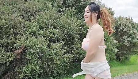 Taiwan teen model sexy body in public New Zealand
