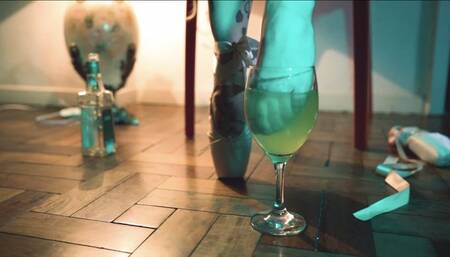 Kinky Ballerina Cooling Her Feet