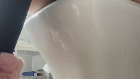 toilet time after coffee lots of farting