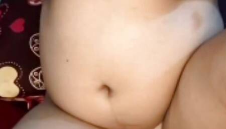 Indian Aunty showing her big boobs