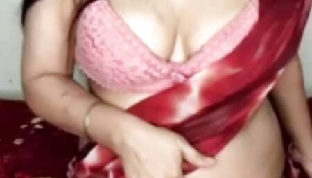 Savita bhabhi desperated to take a huge cock