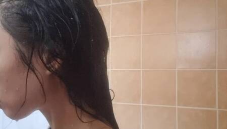 Yay so happy to share my first ever shower vid with you