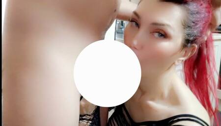 اخي كبس ايرو بتمي وجابو ع شفايفي????????????deep throat\n@miro9m