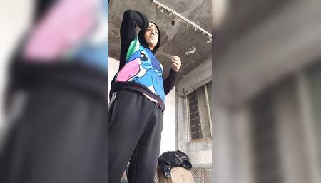 I Show It To You In Pants Going Down