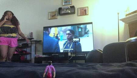 Unaware Giantess -  Teenie tries to Escape from Logged in-between Giantess MXDominion's  Ass Cheeks 4k, female domination, Giantess, Ass fetish