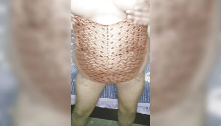 Fat brunette likes to seduce you with her moves