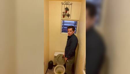 Piss, Peeing in the Office