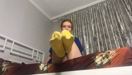 Yellow socks removing!