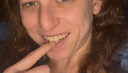 Girlfriend BB misses you while you’re away for the holidays JOI