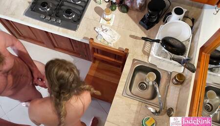 Hot kitchen housewife fucked while washing dishes