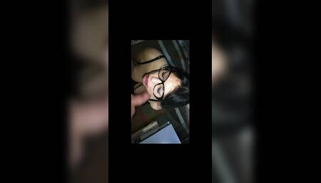 Am I a Slut? Leave a Comment!!