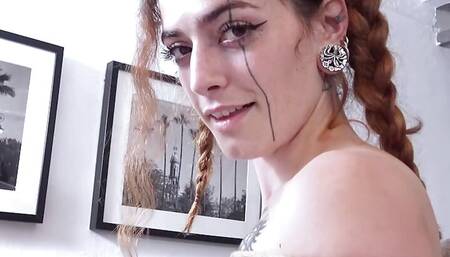 Malafalda learns about shibari, and turns out she loves it very much!!