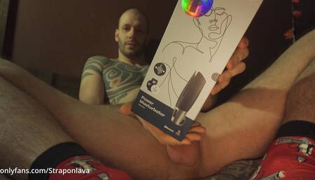 Masturbating with Satisfyer