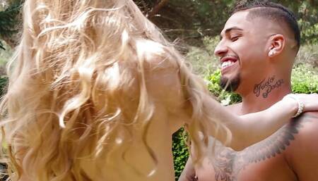 Private com - Vanessa Hillz Shows Off Her Big Tits in a Threesome with Anal and DP