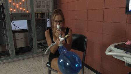 Tylee Blows Some Small (Hard!) Balloons (MP4 - 720p)