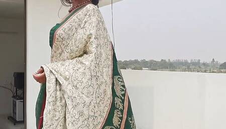 My stepsister finally agreed to show navel