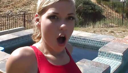 Busty teen's pussy bang