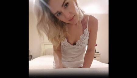 Aston Wilde likes a big cock