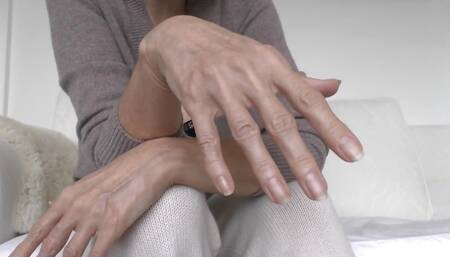 Lady Victoria Valente - Cashmere Outfit, Beautiful Hands, Short Fingernails, Close-ups, JOI, Nipple Play and CBT