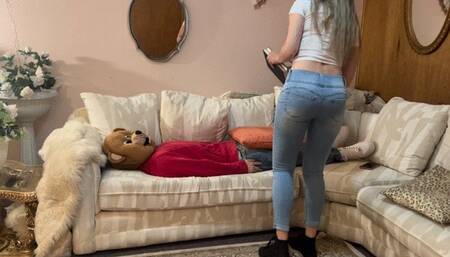 Ms Valentina Reads and Sits