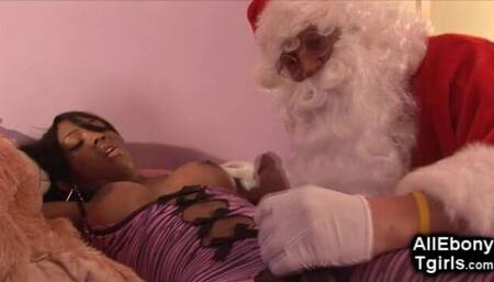Santa Fucks Hot Black Tgirl