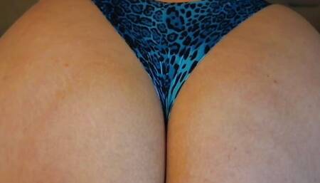 PAWG TEEN INSANE JIGGLE