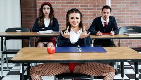 Seductive Camilla Cream and Nikki Nicole at missionary dirt