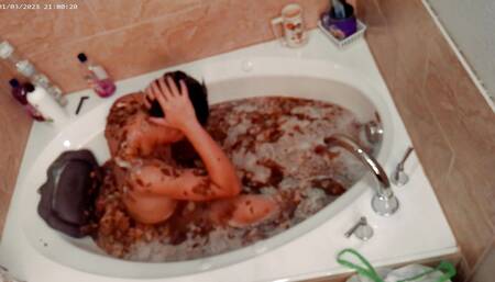 Bathing in Leaves Solo Bathing W Nature