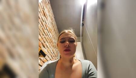 Crazy fucking and training in the gym. Cumming while do workout