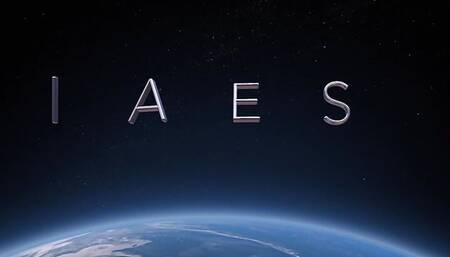 My owner uses my!! You can fit so many things into it!! (Part 2)