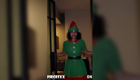 Santas Lil Helper Reeses Pieces