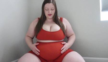 BBW in Tight Workout Clothes