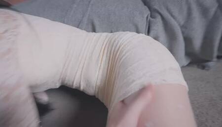 Train beautiful female bloggers 3