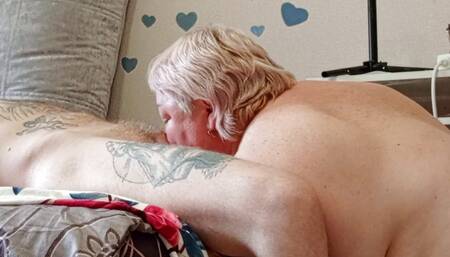 cock sucking and hot cum