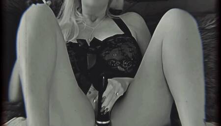 Daisy Delivers Your Christmas Gift Early - Sexy Smoking Masturbation