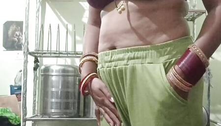 Hot bhabhi fucking her boyfriend in ketichen