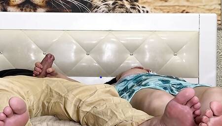 Stepmom jerked off the package's dick and spread her ass when he fucked her in anal