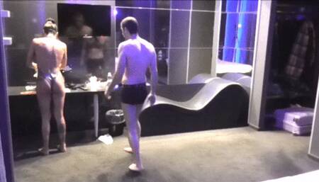 COLOMBIAN FIGHTER IN 2ND CATFIGHT