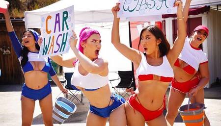 Twistys - kissing trailer