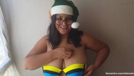 trying on tops at christmas