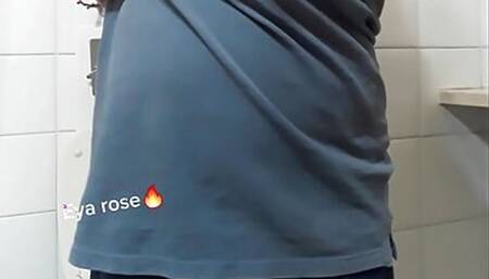 Xxx indian horney girl deeply finger in pussy