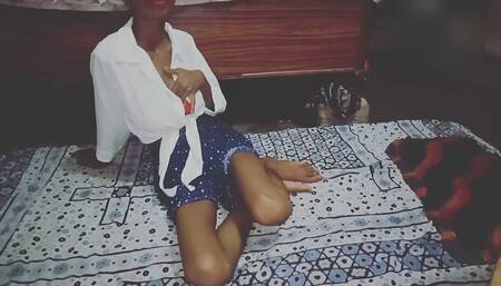 Boyfriend Se Chudne Me Alag Hi Maza Ata Hai Wo Lund Chusata Hai or Meri Sexy Chut Ko Chat Chat Ke Muje Pura Garam Kar De