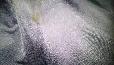 Outdoors leaking pee into my tracky bottoms