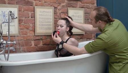 TEACHING MY STEPDAUGHTER THE RIGHT BLOW JOB TECHNIQUE (FHD)