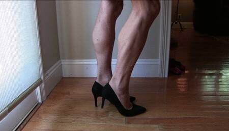 Pink Fox, the black pumps, her calves