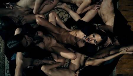 Vored featuring Amirah Adara and Zazie Skymm's girls scissoring movie