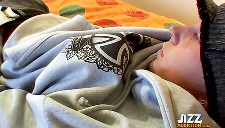 Hot Kelly Cooper Wanking Solo While Wearing A Condom